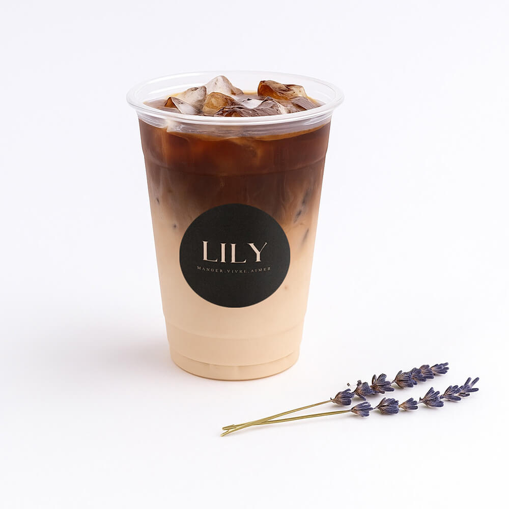 Latté glacé à la lavande